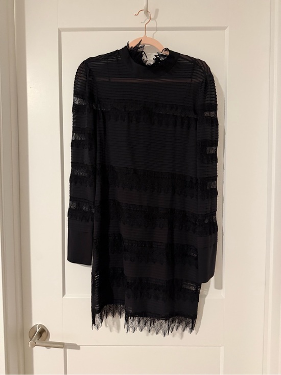 Frame Denim Dresses & Skirts - Frame Denim Black Lace-Trim Long Sleeve Mini Dress